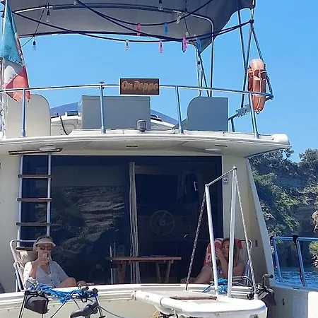 Botel Terrazza Sul Porto Pozzuoli