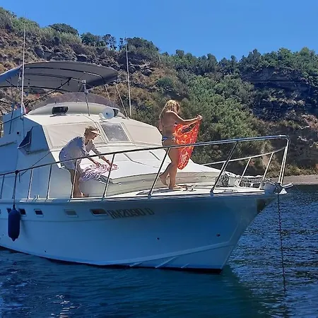 Botel Terrazza Sul Porto Pozzuoli