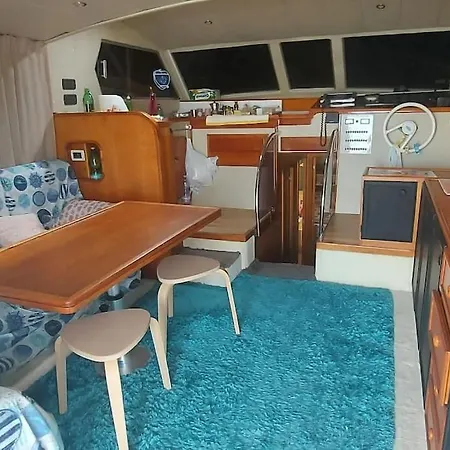 Botel Terrazza Sul Porto *